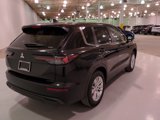 New 2025 Mitsubishi Outlander ES image 4