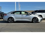 Used 2022 Toyota Corolla SE w/ SE Premium Package image 2