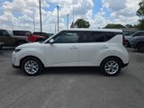 Used 2023 Kia Soul S image 3