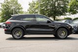 Used 2017 Porsche Cayenne S Platinum image 3