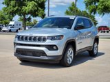 New 2025 Jeep Compass Latitude image 2