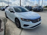 Used 2022 Volkswagen Passat 2.0T image 4