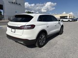 Used 2022 Lincoln Nautilus FWD image 4