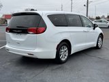 Used 2022 Chrysler Voyager LX image 5