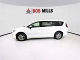 Used 2022 Chrysler Voyager LX image 4