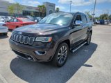 Used 2017 Jeep Grand Cherokee Overland image 2