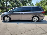 Used 2013 Toyota Sienna XLE image 4