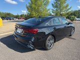 Used 2023 Kia Forte GT-Line image 3