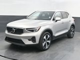 Certified 2025 Volvo XC40 B5 Plus image 3