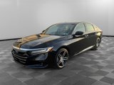 Used 2022 Honda Accord Touring image 3