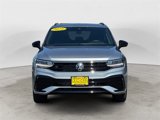 Used 2024 Volkswagen Tiguan SE R-Line image 2