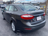 Used 2015 Ford Fiesta SE image 3