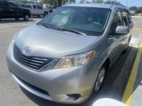Used 2014 Toyota Sienna LE image 3