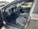 Used 2024 Toyota Camry SE image 2
