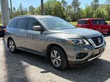 Used 2017 Nissan Pathfinder S image 3
