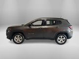 Used 2024 Jeep Compass Latitude image 2