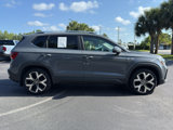 Used 2022 Volkswagen Taos SEL w/ Panoramic Sunroof Package image 4