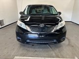 Used 2011 Toyota Sienna LE w/ Preferred Pkg image 2