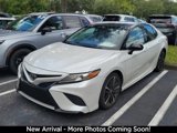 Used 2018 Toyota Camry XSE image 3