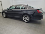 Used 2015 Ford Taurus Limited image 3
