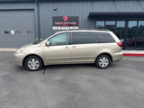 Used 2005 Toyota Sienna CE image 2
