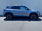Used 2021 Chevrolet TrailBlazer LT w/ Premium Seating Package image 2