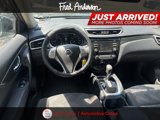 Used 2016 Nissan Rogue S image 2