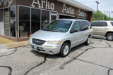 Used 2000 Chrysler Town & Country LX image 2