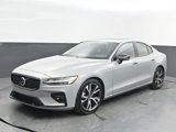 Certified 2025 Volvo S60 B5 Plus image 3