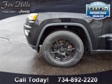 Used 2017 Jeep Grand Cherokee Laredo w/ Quick Order Package 23E image 5