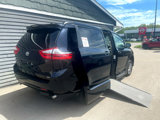 Used 2019 Toyota Sienna XLE image 4