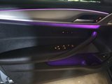 Used 2018 BMW 530i xDrive w/ M Sport Package image 4