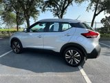 Used 2020 Nissan Kicks SV image 5