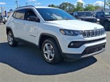 Used 2024 Jeep Compass Latitude image 5