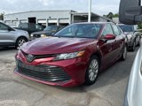Used 2020 Toyota Camry LE image 2