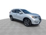Used 2018 Nissan Rogue SL image 2