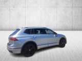 Used 2024 Volkswagen Tiguan SE R-Line image 5