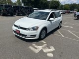Used 2016 Volkswagen Golf S image 3