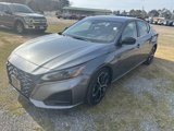 Used 2023 Nissan Altima 2.5 SR image 2