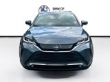 Used 2023 Toyota Venza LE image 2