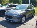Used 2020 Ford Escape SE image 2