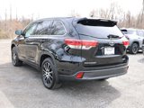 Used 2017 Toyota Highlander XLE image 2