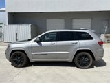 Used 2020 Jeep Grand Cherokee Altitude image 2