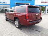 Used 2017 Chevrolet Suburban LT image 6
