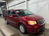 Used 2014 Chrysler Town & Country Touring image 3