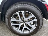 Used 2021 Land Rover Defender 110 X-Dynamic SE image 3
