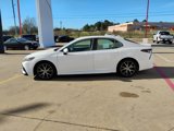 Used 2023 Toyota Camry SE image 4