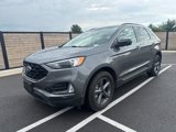 Used 2022 Ford Edge SEL w/ Sport Appearance Package image 2