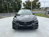 Certified 2022 Toyota Camry SE image 3