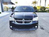 Used 2019 Dodge Grand Caravan SXT image 2